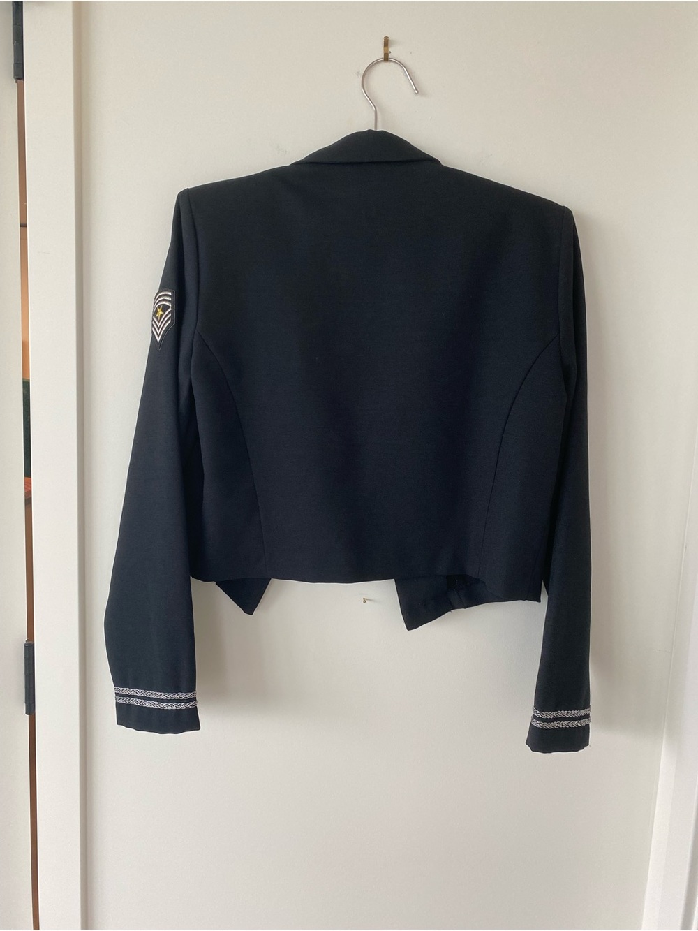 Vintage Mirrors Cropped Black Military-Style Blazer with Silver Accents - Picture 7 of 7